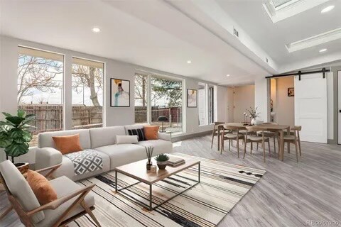Foto del edificio - 6120 E 60th Pl