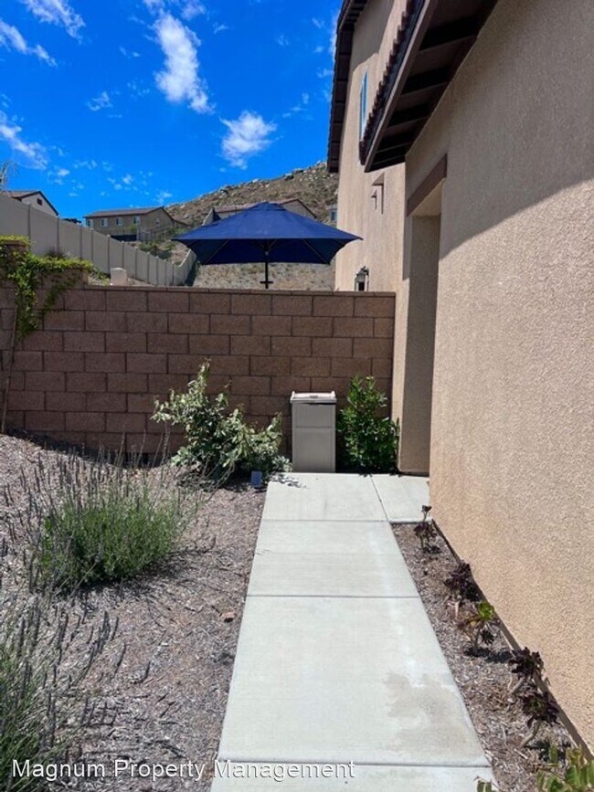 Foto del edificio - 1 br, 1 bath House - 30545 Concord Coach C...