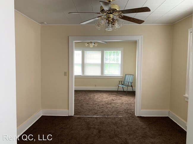 Building Photo - 3 br, 1 bath Apartment - 2739 11th Ave B