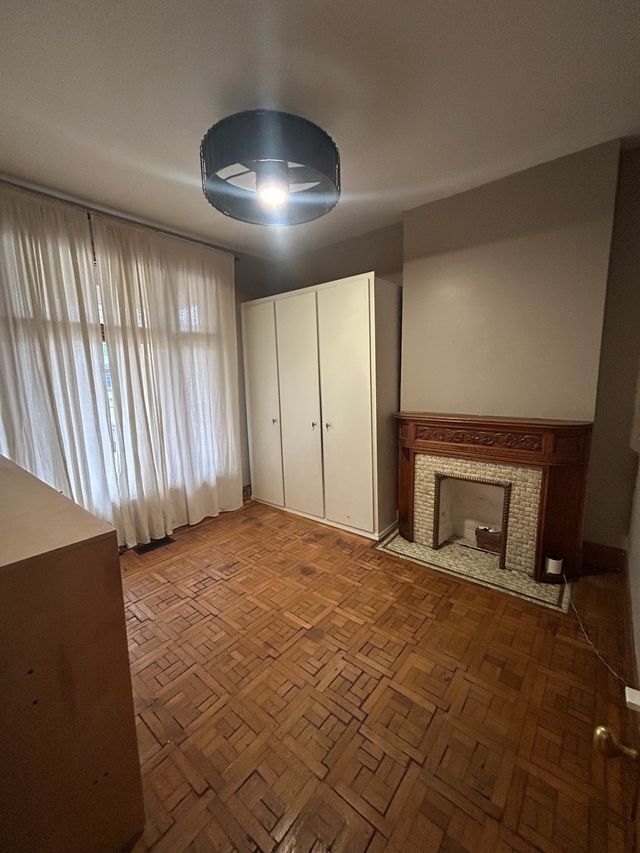 Building Photo - 644 Dayton St