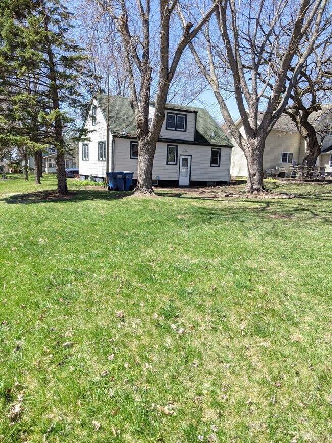Building Photo - Updated 4 Bedroom/2 Bath home in Sauk Rapids