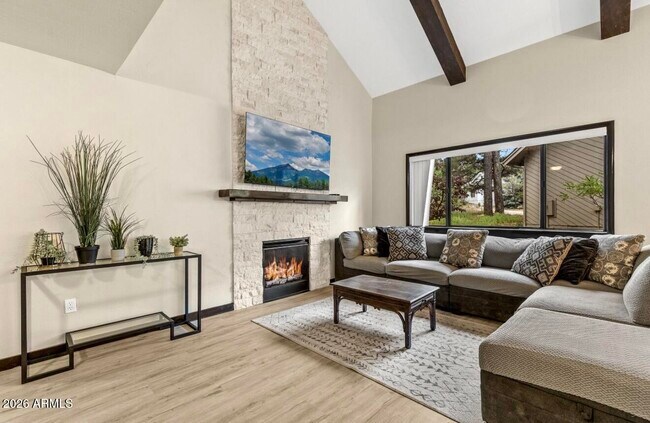 Foto del edificio - 2803 N Carefree Cir