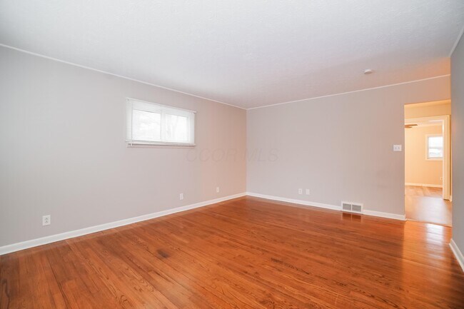 Foto del edificio - 3622 Washburn St