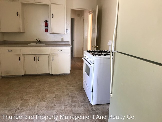 Foto del edificio - 3 br, 1 bath House - 3005 Delano NE