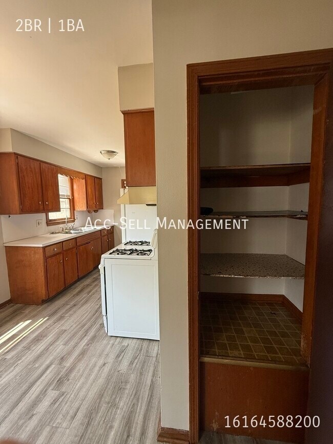 Foto del edificio - 4325 Stuart Ave SE