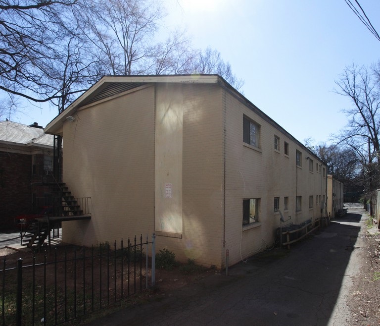 Primary Photo - Aldrich House Apartments