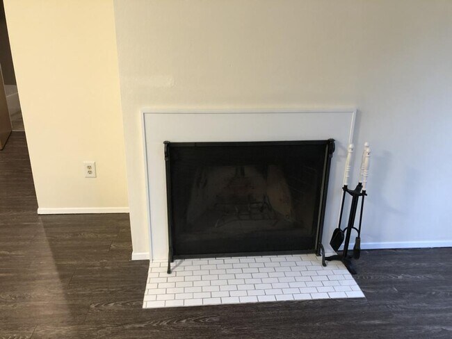 Building Photo - Magnolia Court Apartments - 2 bedrooms