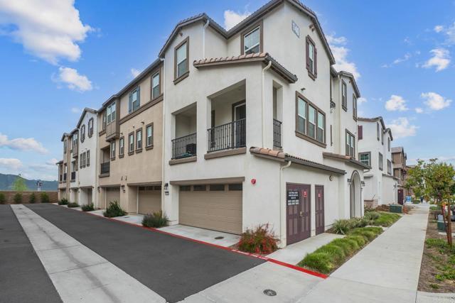 Primary Photo - 40521 Melrose Dr