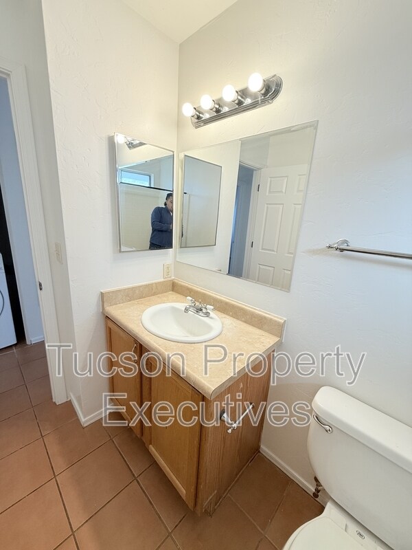 Foto del edificio - 440 E 23rd St