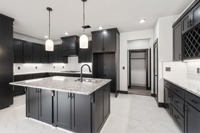 Foto del edificio - 7010 SW Orange Ave