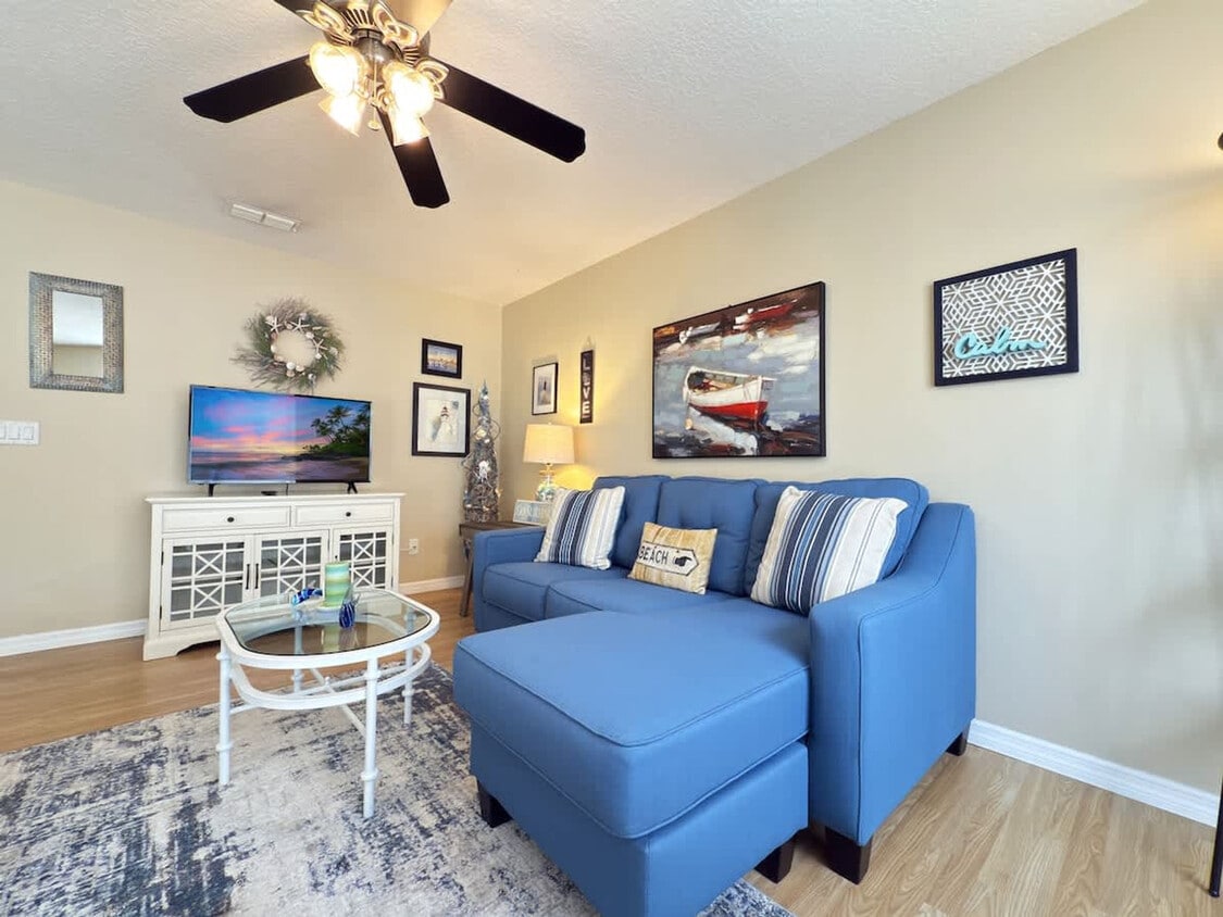 Foto principal - 900 Oxford Dr