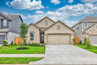 Building Photo - 31726 Wild Mdw Dr