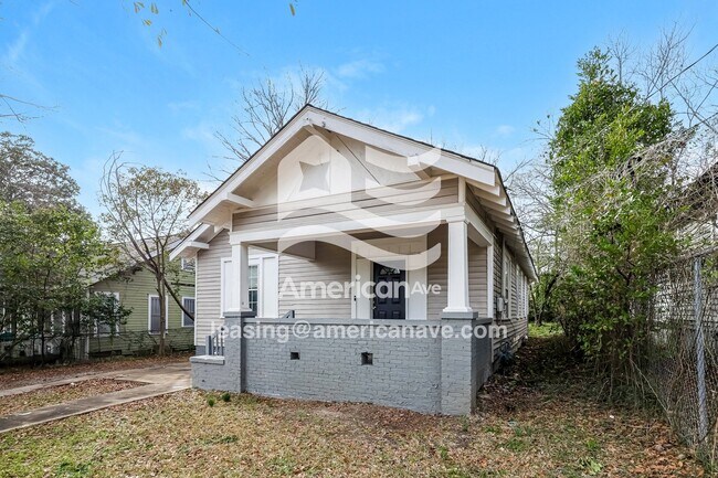 Building Photo - 2703 Peabody Ave