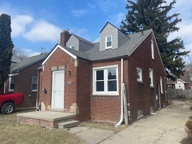 Building Photo - Recently Updated 3 Bed Westside Home