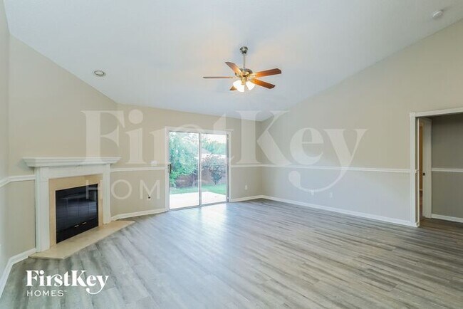 Foto del edificio - 246 Ridgewick Dr S