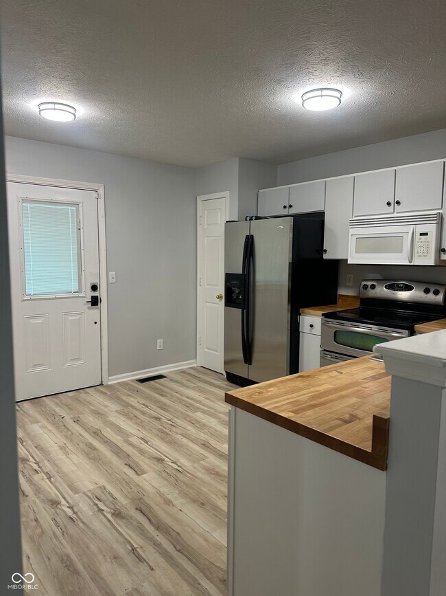 Foto del edificio - 4047 Byram Ave