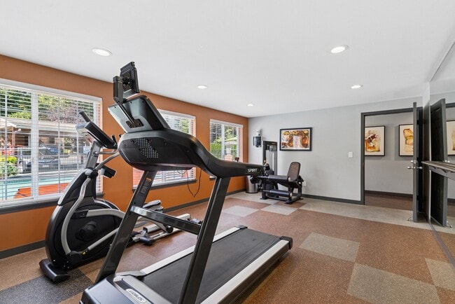 Foto del edificio - Cascadia Pointe