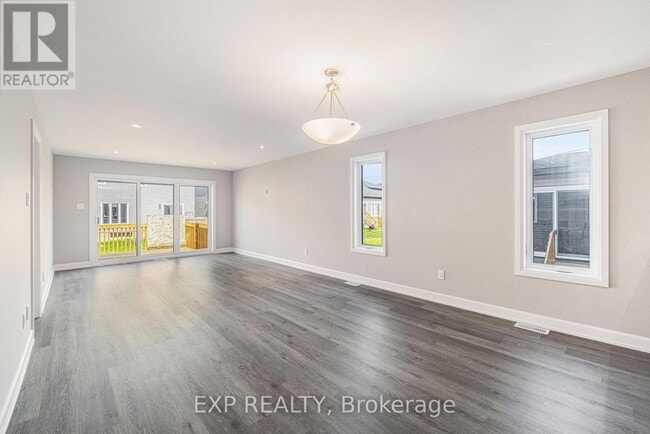 Building Photo - 1227 Montblanc Cres