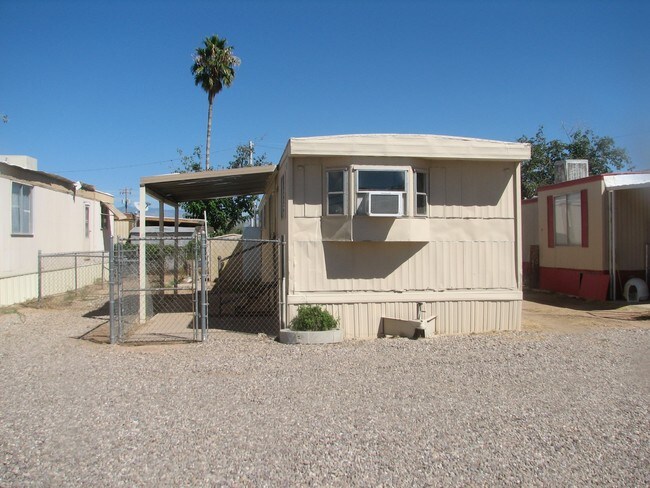 Unit #6 - 6141 S Belvedere Ave