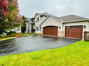 Building Photo - 17452 Hibiscus Ave