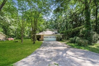 Building Photo - 19092 Lazy Ln