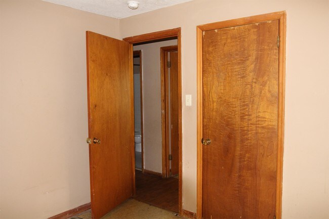 Building Photo - 804 Cason St
