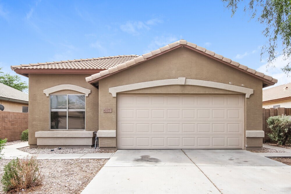 Foto principal - 12367 W Monroe St