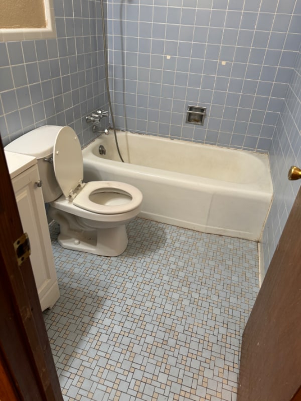 750 Bonham St Unit 180, Paris, TX 75460 Room for Rent in Paris, TX