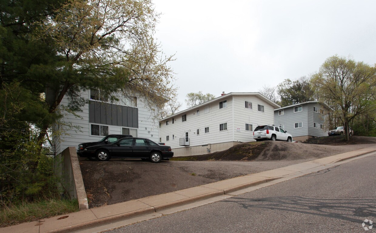 Primary Photo - 509-517 Doty St