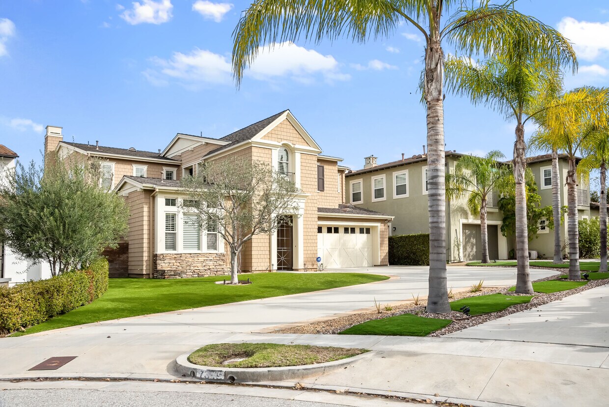 Primary Photo - 7349 Coastal View Dr