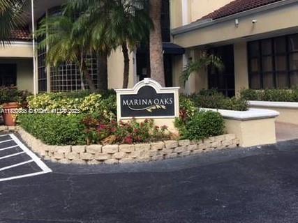 Foto del edificio - 2445 SW 18th Terrace