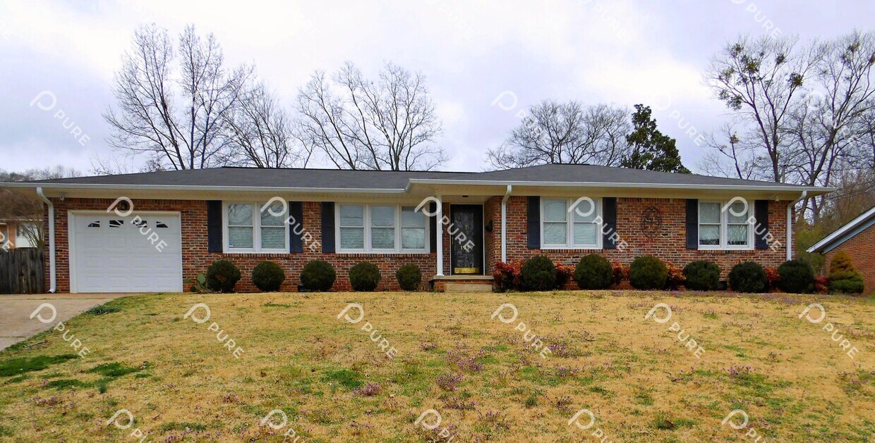 Foto principal - 1717 Haynes Ave NE