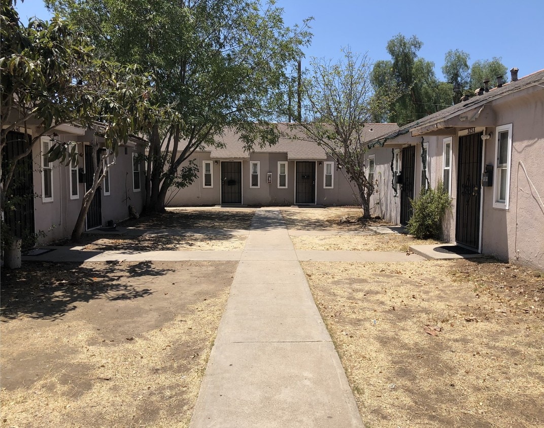 Primary Photo - D Avenue Apartments