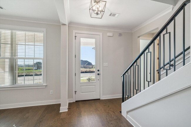 Building Photo - 512 Mount Ivy Dr