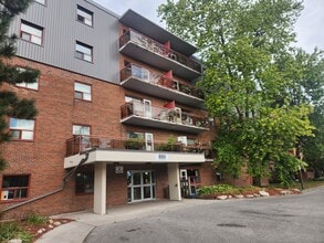 888 Glen St - Venice Park Apartments