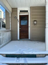 Building Photo - 61 1/2 S 15th St