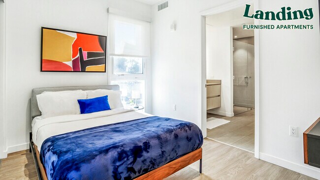 Foto del edificio - 8820 Belford Ave