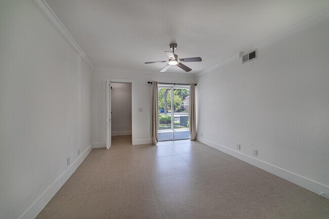 Foto del edificio - 815 Boynton Beach Blvd