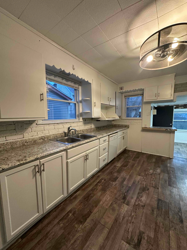 Foto principal - 923 E Clarke St