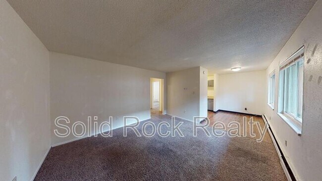 Foto del edificio - 1411 S Corona Ave