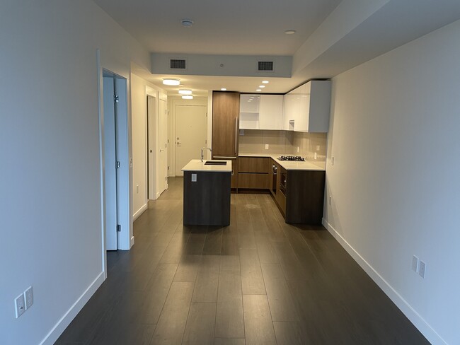 Building Photo - 618 Carnarvon St