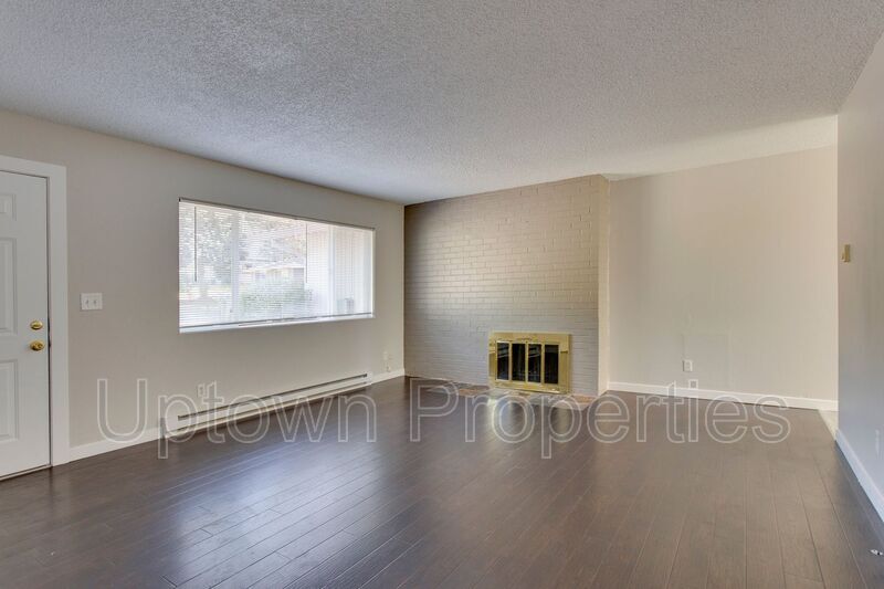 22745 SW Orcutt Pl Unit Apt 1, Sherwood, OR 97140 Condo for Rent in