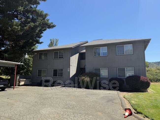 Foto del edificio - 2145 NW Heidi Ln
