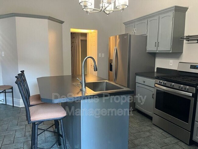 Foto del edificio - 52 S 18th St