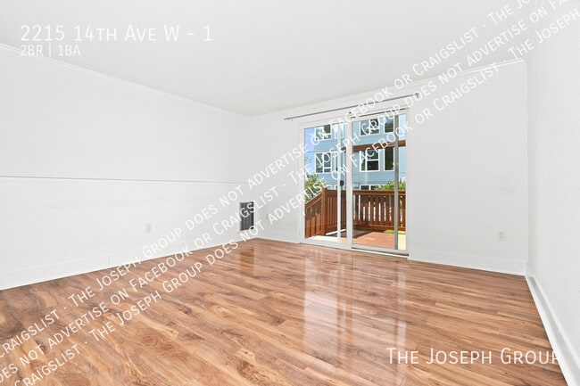 Building Photo - 2215 14th Ave W