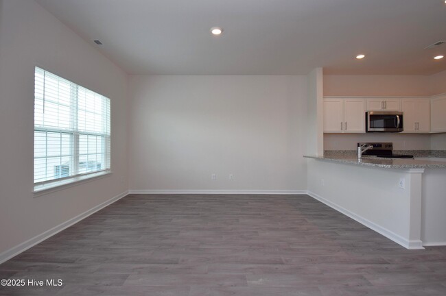 Foto del edificio - 3605 Sedge Dr
