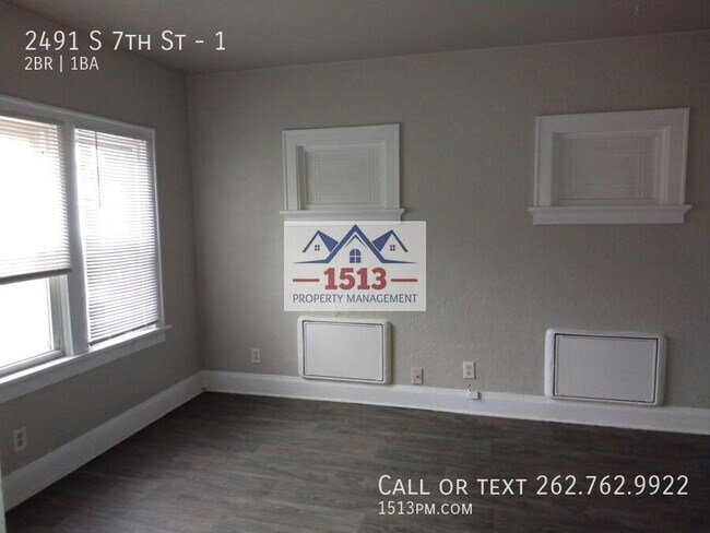 Foto del edificio - 2491 S 7th St