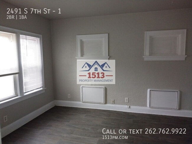 Building Photo - 2491 S 7th St
