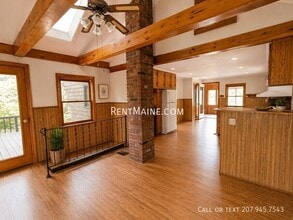 Building Photo - 5 Poplar St