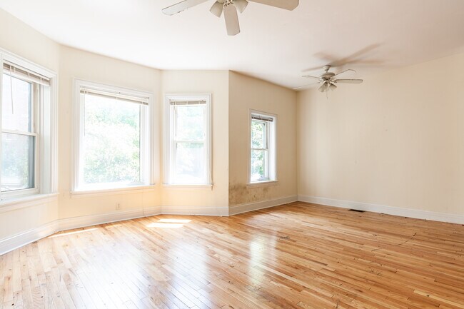 Foto del edificio - 3814 N Sheffield Ave